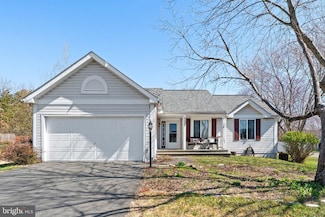 9833 Nimitz Ct, Manassas, VA 20109