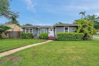 1601 14th St N, Saint Petersburg, FL 33704