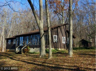 342 River Park Ln, Bluemont, VA 20135