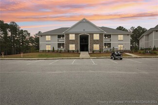 260 Gallery Dr Unit 303, Spring Lake, NC 28390