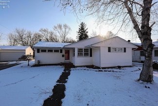 120 Haensler St, Bellevue, OH 44811