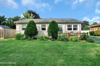 26 Rhode Island Ave, Rensselaer, NY 12144