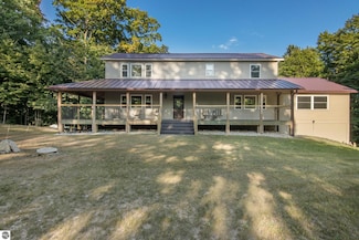 5877 Lake 5 Ln, Kalkaska, MI 49646