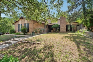 1301 N Broadview Dr, Oklahoma City, OK 73127