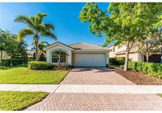 8908 Sandy Crest Ln, Boynton Beach, FL 33473