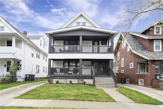 1246 Cook Ave, Lakewood, OH 44107
