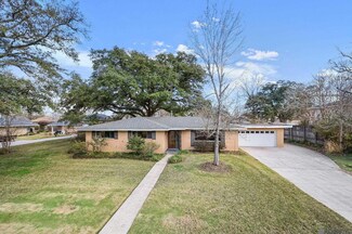 12025 Chester Dr, Baton Rouge, LA 70810
