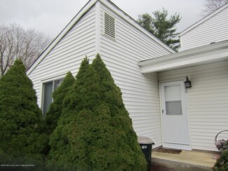 56 Greenwood Dr Unit 14118, Freehold, NJ 07728