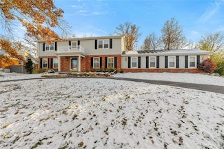 12216 Kingshill Dr, Saint Louis, MO 63141