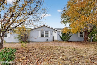 390 Lobo Ln, Chino Valley, AZ 86323