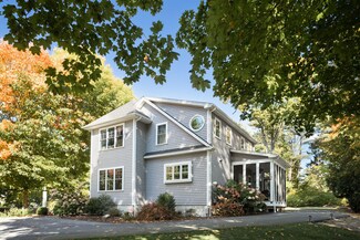 4 Pinefield Rd, York, ME 03909