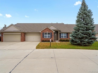 5716 Victory Cir Unit 41, Sterling Heights, MI 48310