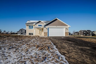 198 Pintail St, Baldwin, WI 54002
