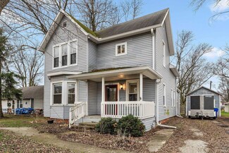 4217 College St, Woodburn, IN 46797