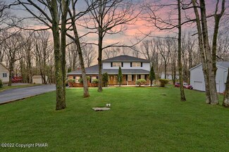8 Pointe St Unit M4, Mount Pocono, PA 18344