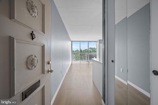 401 Playa Del Sol, Cherry Hill, NJ 08002