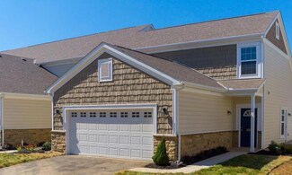 3830 Rennes Dr, Columbus, OH 43221