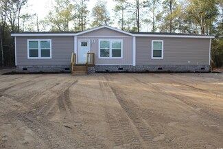 2901 N Nichols Hwy, Nichols, SC 29581