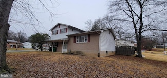 4605 Sharon Rd, Temple Hills, MD 20748