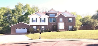 105 Clearwater Ct, Clarksville, TN 37042