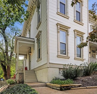 2210 Hickory St, Saint Louis, MO 63104