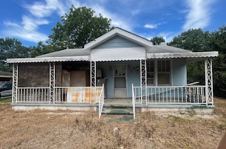 54 Lyman Rd, Inman, SC 29349