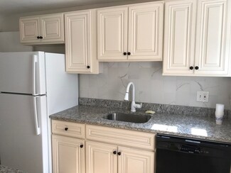 83 Emerson Gardens Rd Unit 83, Lexington, MA 02420