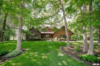 9701 Cherrybark Ct, Peoria, IL 61615