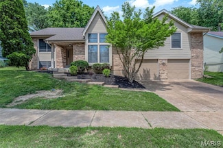 14361 White Birch Valley Ln, Chesterfield, MO 63017