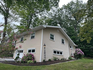 5 High St, Bedford Hills, NY 10507