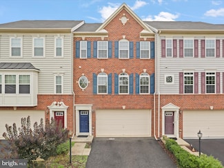 22894 Lacey Oak Terrace, Sterling, VA 20166