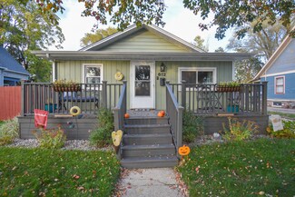 812 Lillian St, Hobart, IN 46342