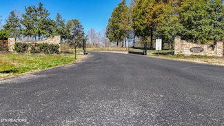 4532 Highland Woods Way, Powell, TN 37849
