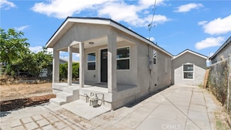 1563 E 119th St, Los Angeles, CA 90059