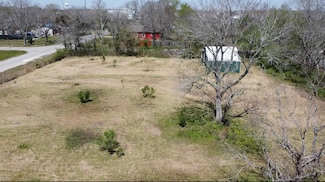 400 Holman, La Marque, TX 77568