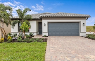 3861 Passion Vine Dr, Alva, FL 33920