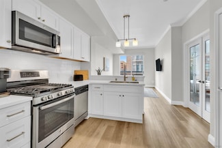 445 Island Ave Unit 303, San Diego, CA 92101