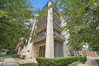 4820 Caroline St Unit 403, Houston, TX 77004