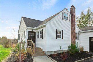 121 G I Rd, Guilderland, NY 12009