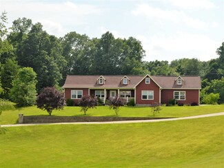 160 Knotting Hill Dr, Springville, IN 47462