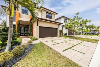15742 NW 88th Ave, Miami Lakes, FL 33018
