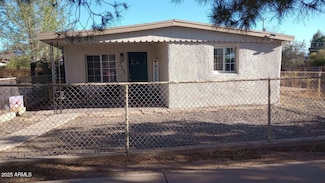 735 E 3rd St, Douglas, AZ 85607