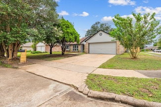 13619 Tara Oak Dr, Houston, TX 77065