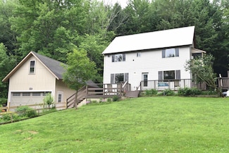 340 Cochran Rd, Richmond, VT 05477
