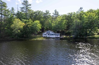 52 E Side Rd, Northfield, NH 03276