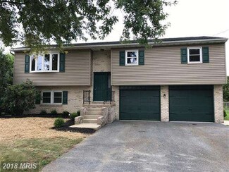 4174 Wilhelm Dr, Chambersburg, PA 17202