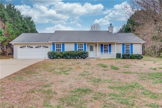 49 Stoneview Dr, Hoschton, GA 30548