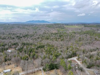 15-4 Del Chadbourne Rd, Bridgton, ME 04009
