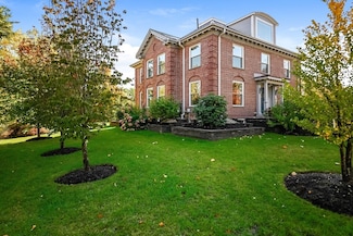 2-4 Evergreen Ave, Auburndale, MA 02466