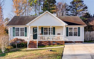 1500 Southtree Ln, High Point, NC 27263